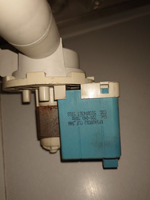 Продам насос для пральної машини.