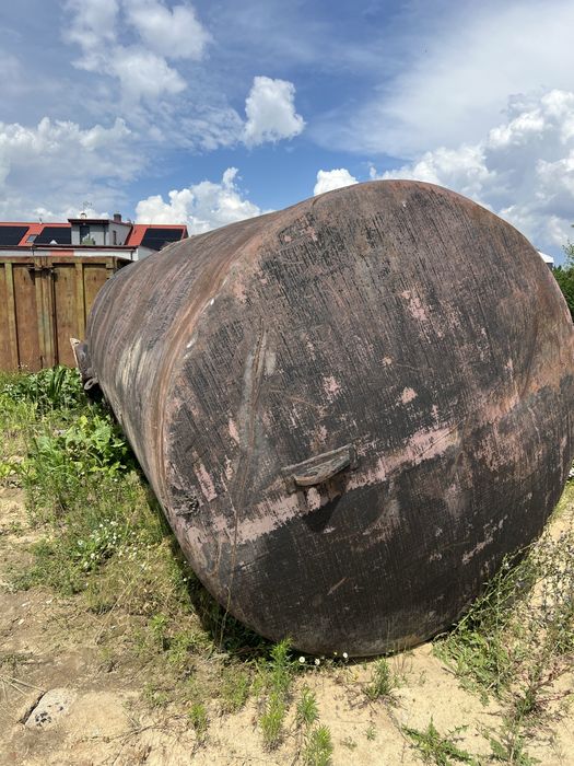 Zbiornik stalowy po paliwie