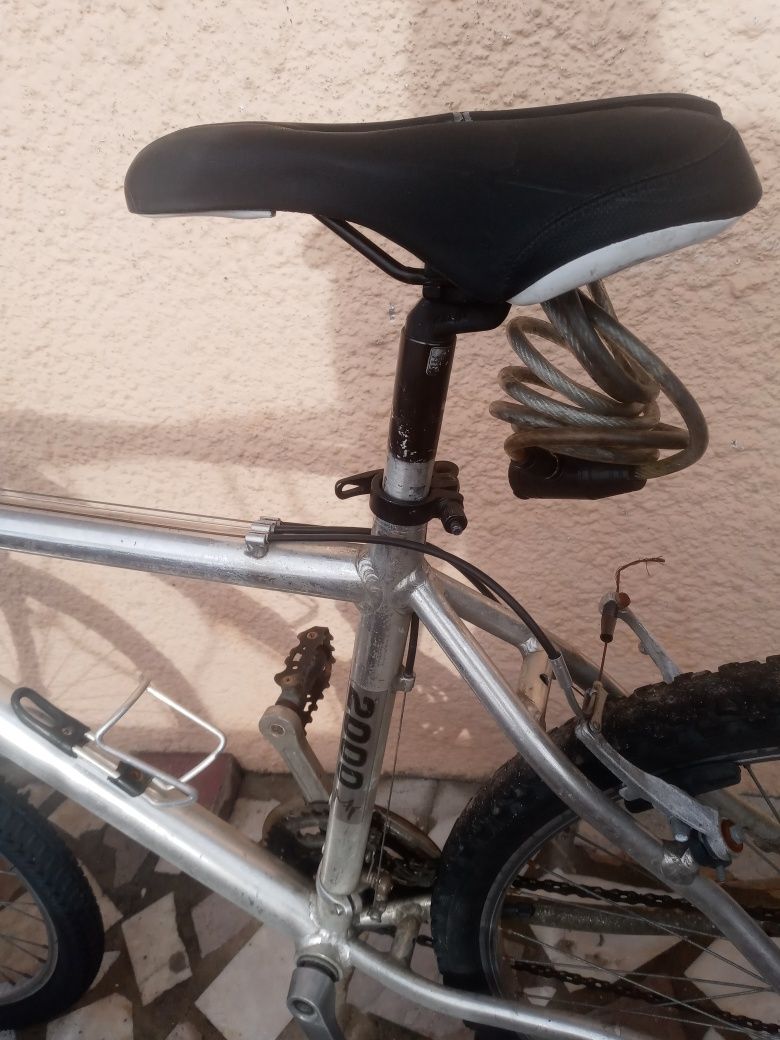 Bicicleta usada mas bem conservada