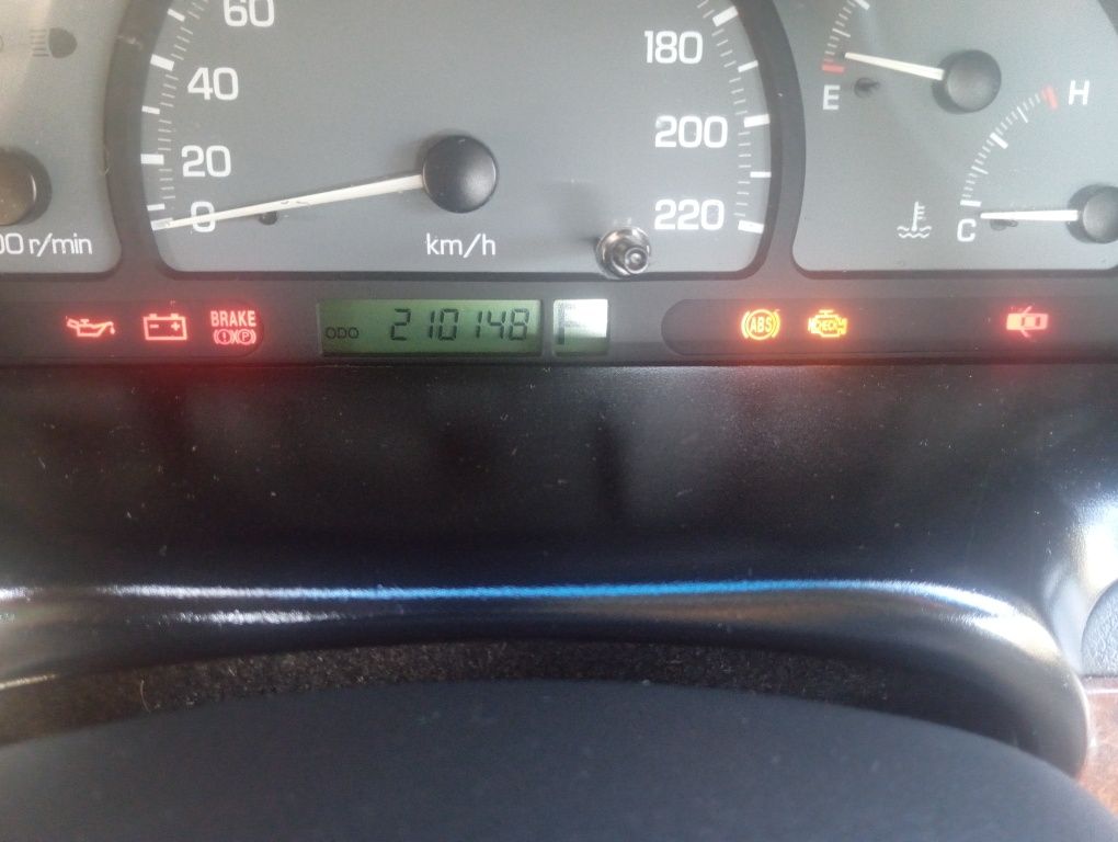 Автомобіль Daewoo Rezzo