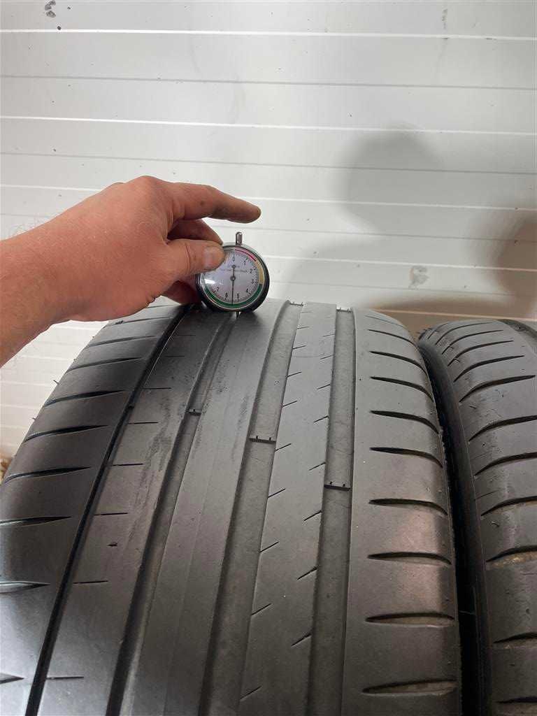 245 40 ZR18 Michelin Pilot Sport 4 AO 93Y 5,5mm