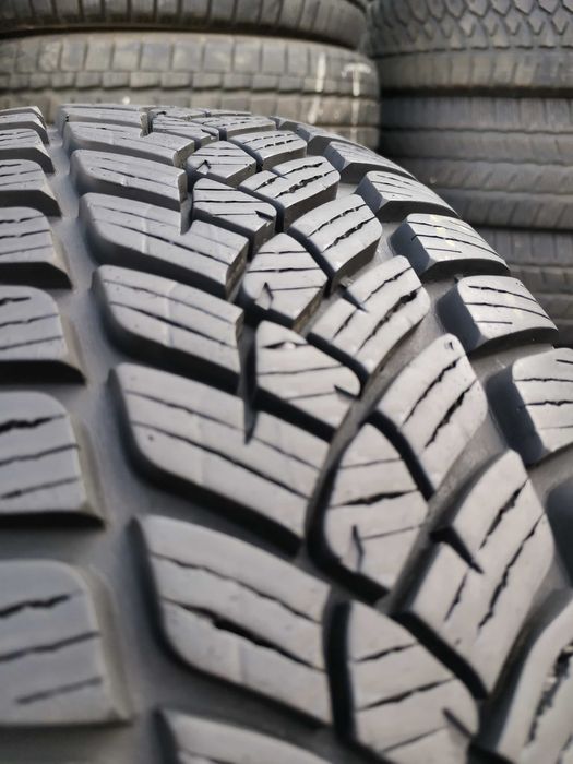 zima Fulda 195/65/15 7.8mm z 2020r 2szt