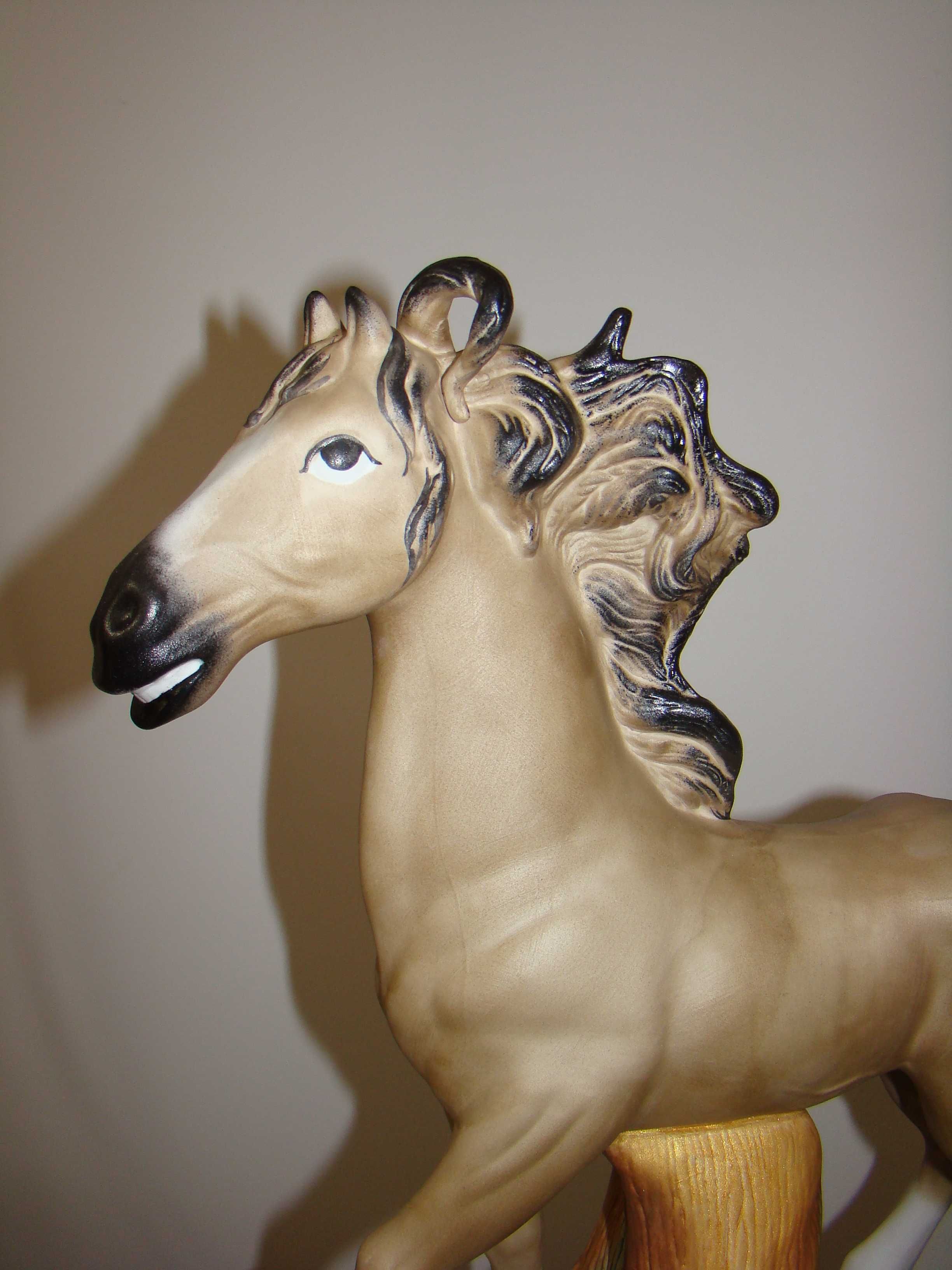 Koń figurka porcelanowa Nofi Alba Iulia