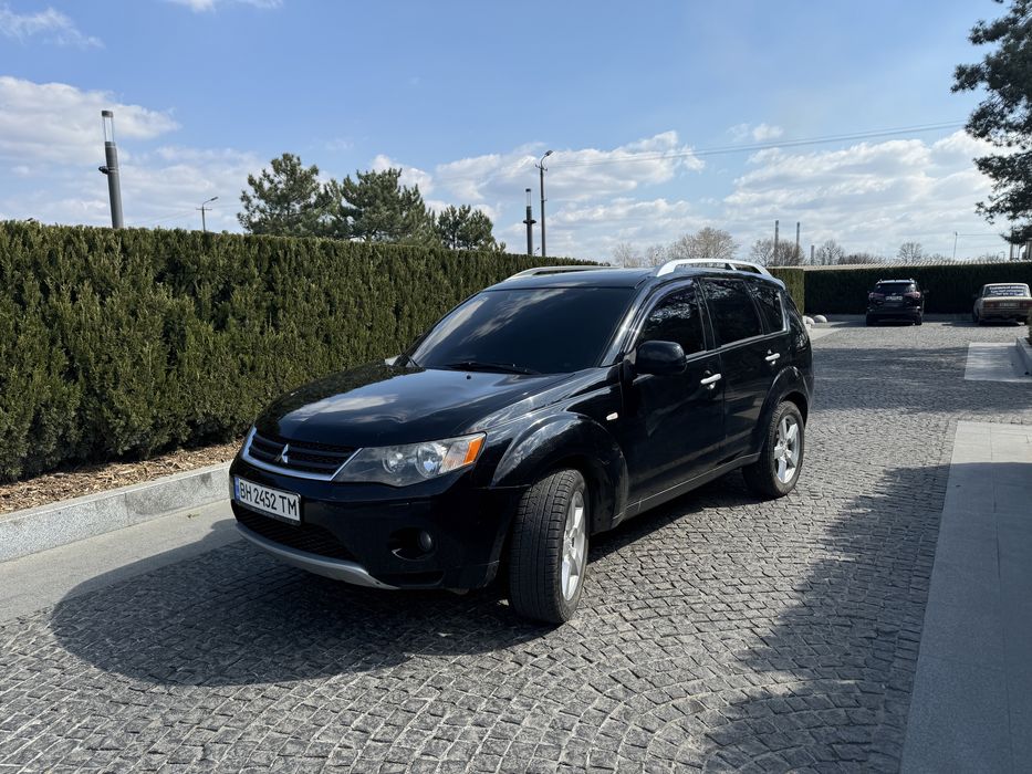 Продам mitsubishi outlander xl 3.0