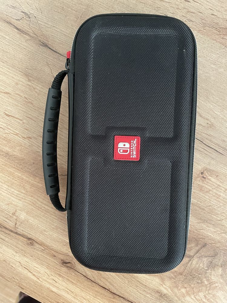 Zestaw nintendo swith + 4 gry + ekstra 128gb pamięci