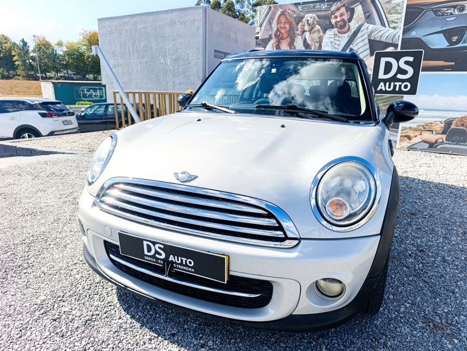Mini Cooper clubman impecável