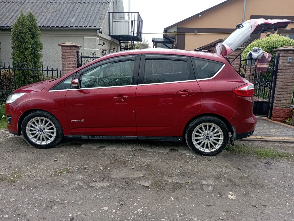 Продам Ford c-max 2013