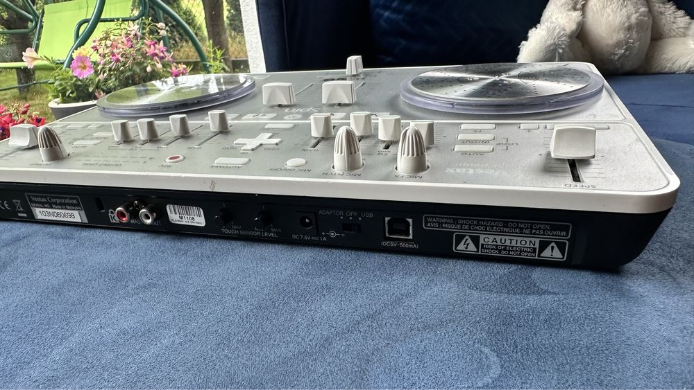 Kontroler dla DJ’a midi Vestax