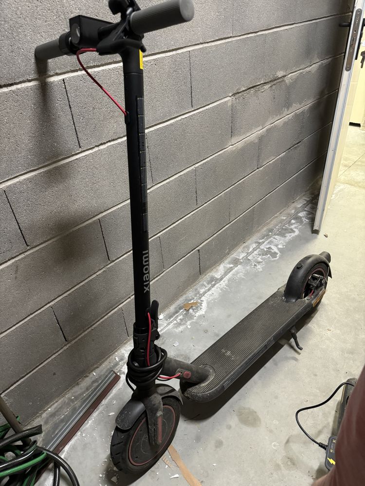Xiaomi electric scooter 4 pro