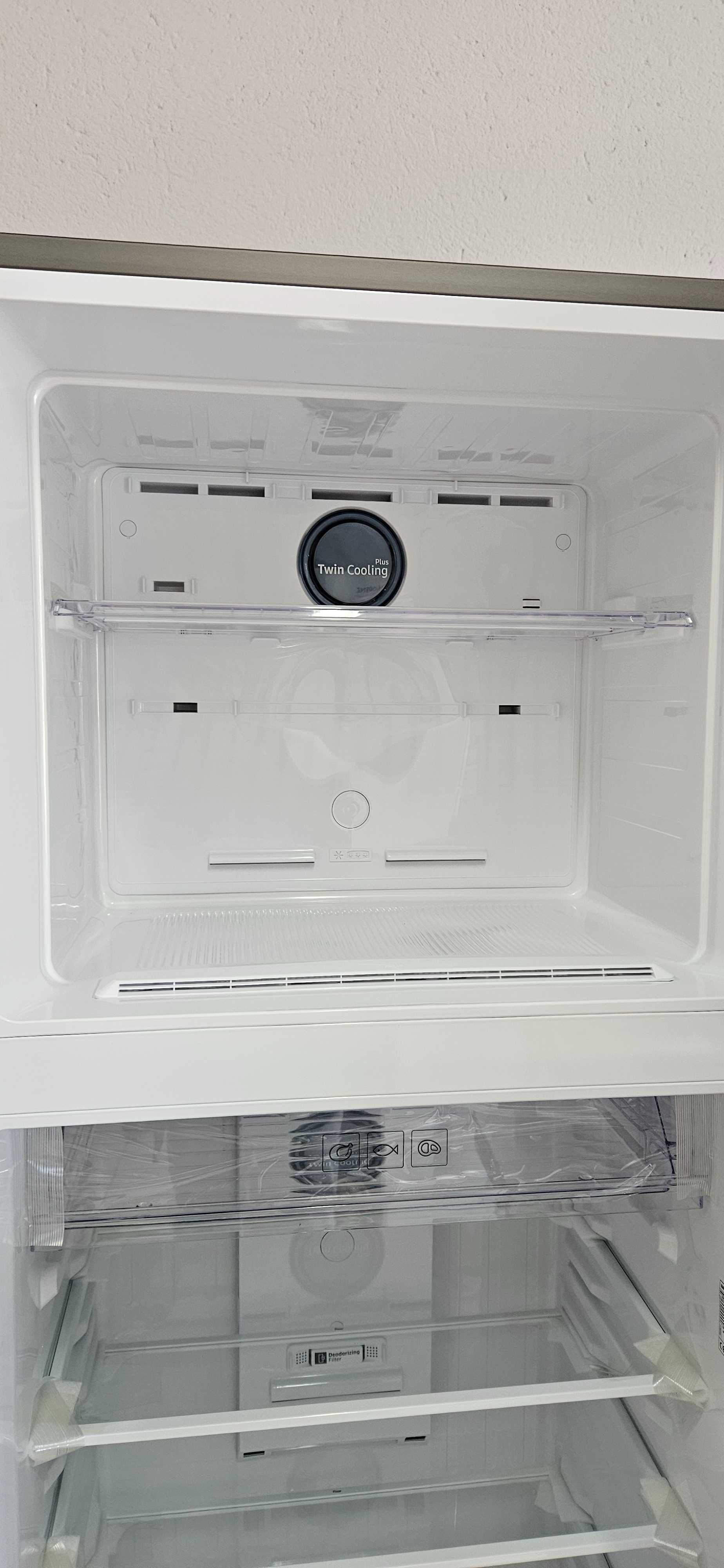Frigorífico 2 Portas Com Congelador Samsung