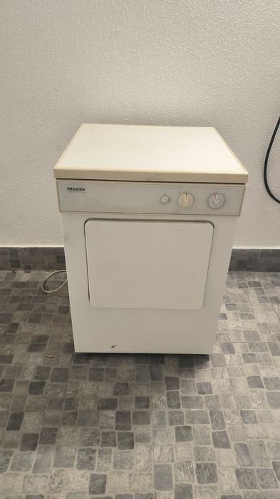 Máquina de Secar Roupa Miele