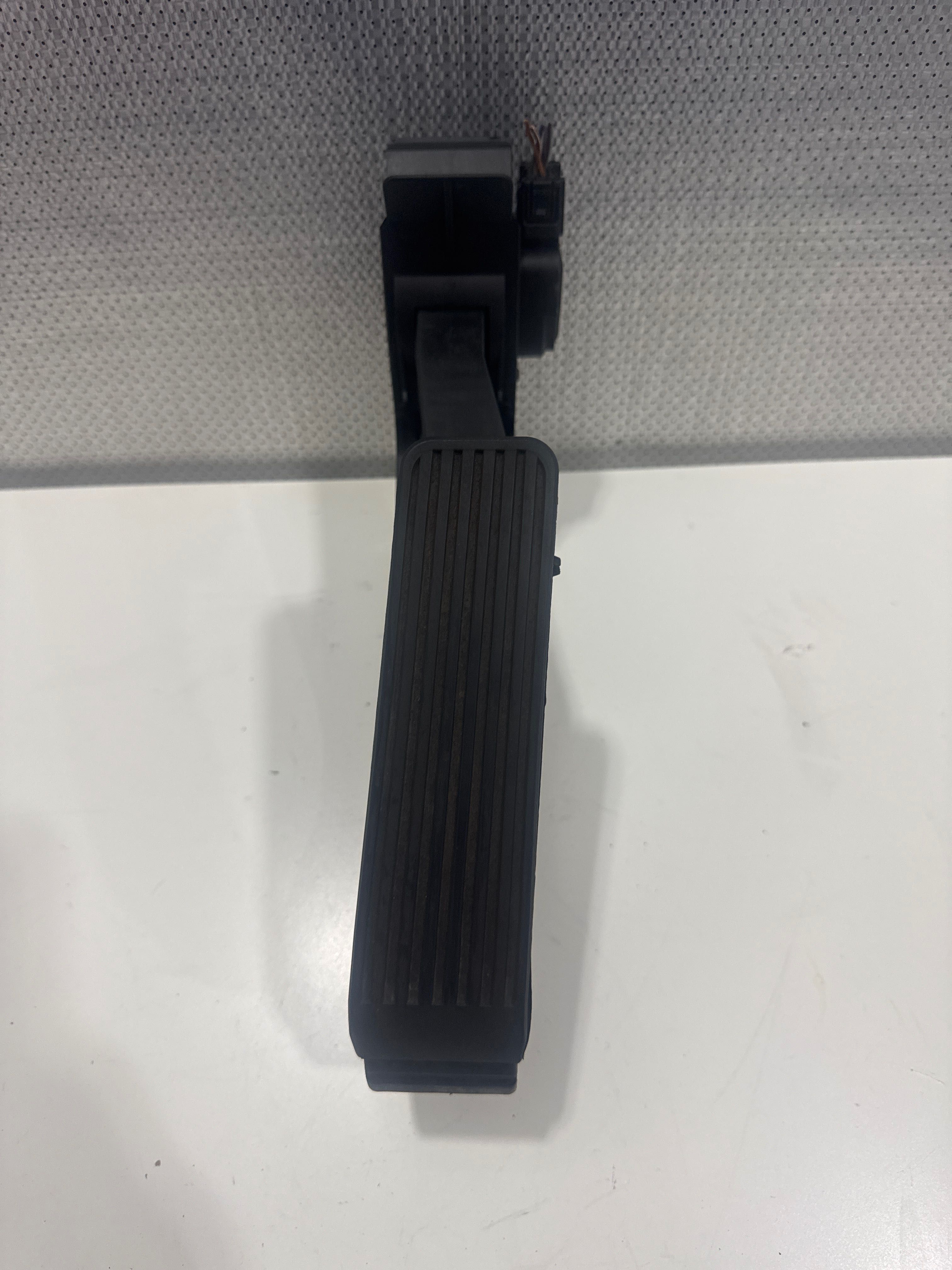 Potenciometro pedal acelarador Mer W203