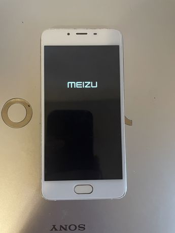 Мобильный Meizu U10