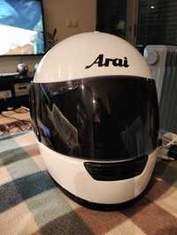 Capacete arai old school