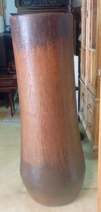 Vaso em tronco de palmeira 1.21 altura