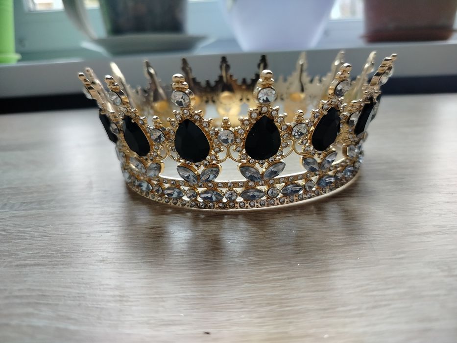 Корона на торт велика 12 см