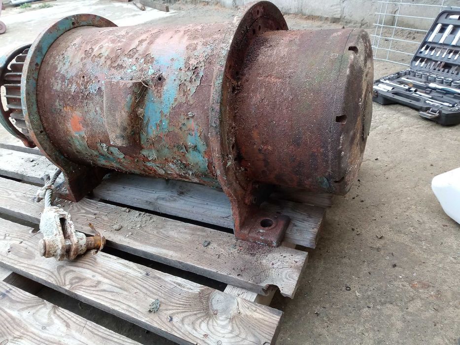 wciągarka suwnica zblocze linowe balkancar