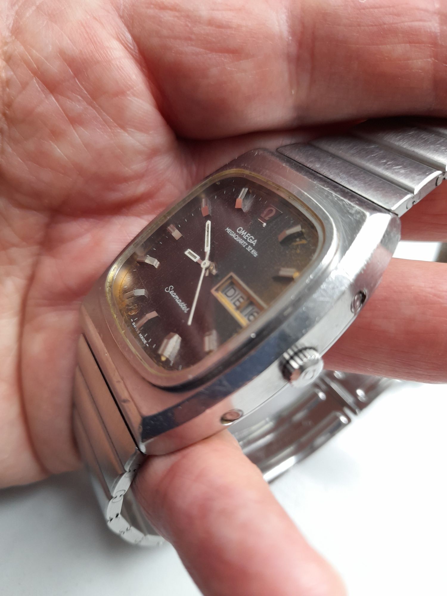 Omega Megaquartz 32 KHz Seamaster