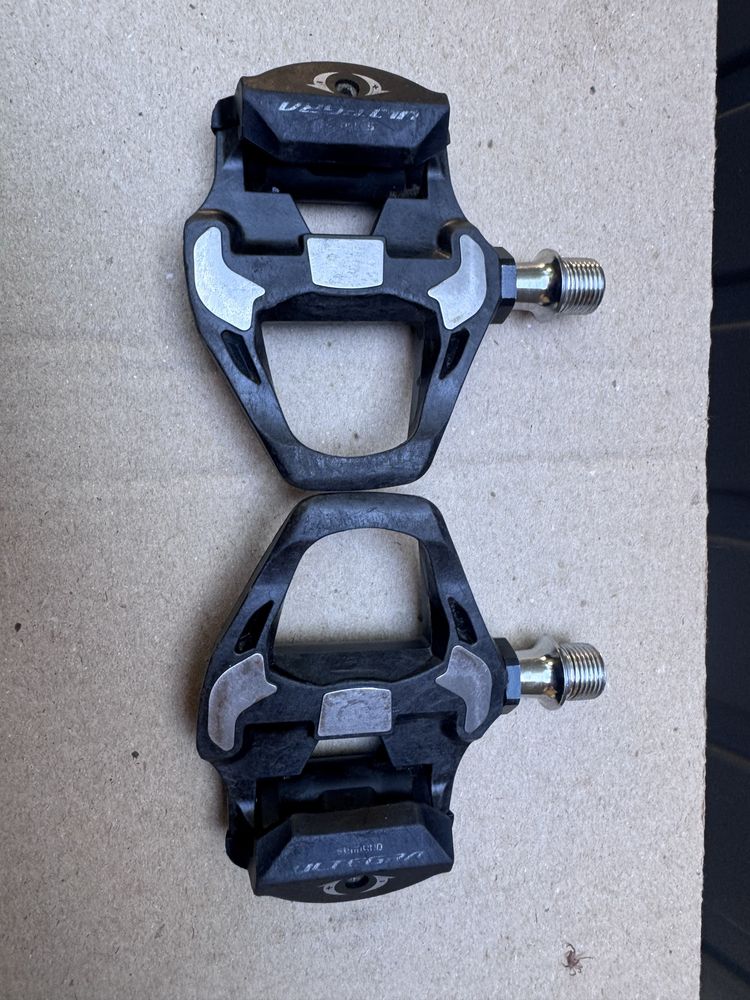 шосейні контактні педалі Shimano Ultegra PD-R8000.