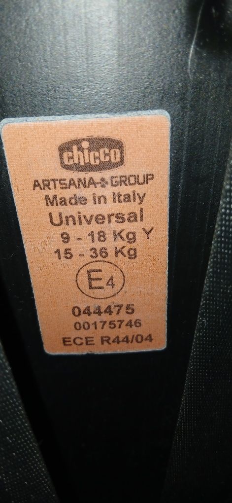 Автокрісло chicco 9-36 кг