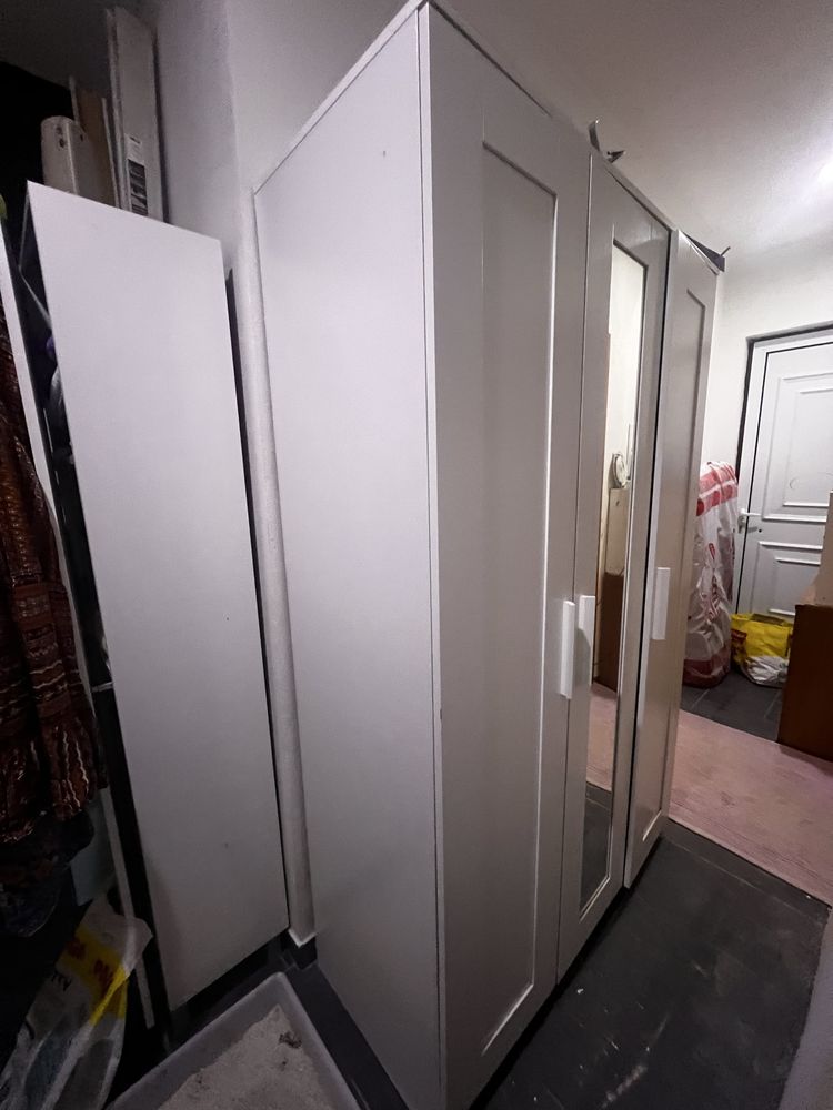 Guarda-Roupa branco