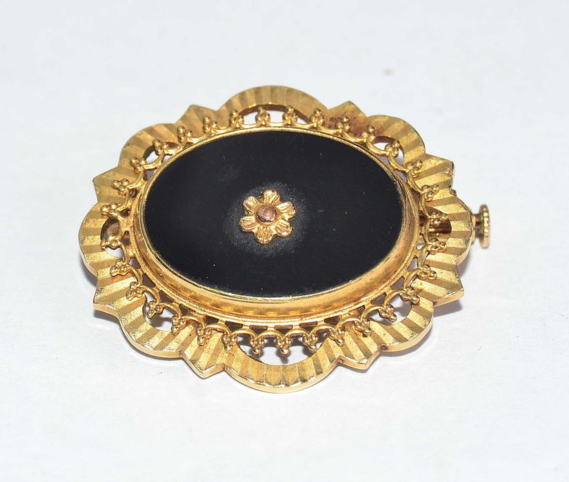 Broche Antigo em Onix