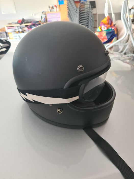 Vendo capacete como novo