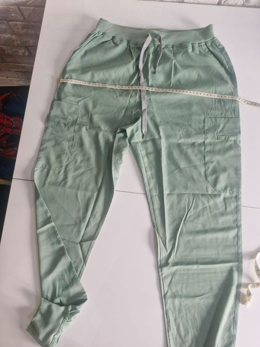 Komplet Medyczny Ochronny Damski Rozmiar L NOWY