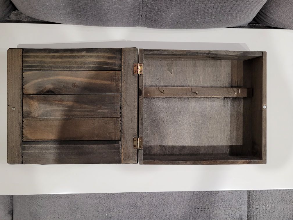 Drewniane pudełko szafka skrzynka na klucze loft new york wooden box