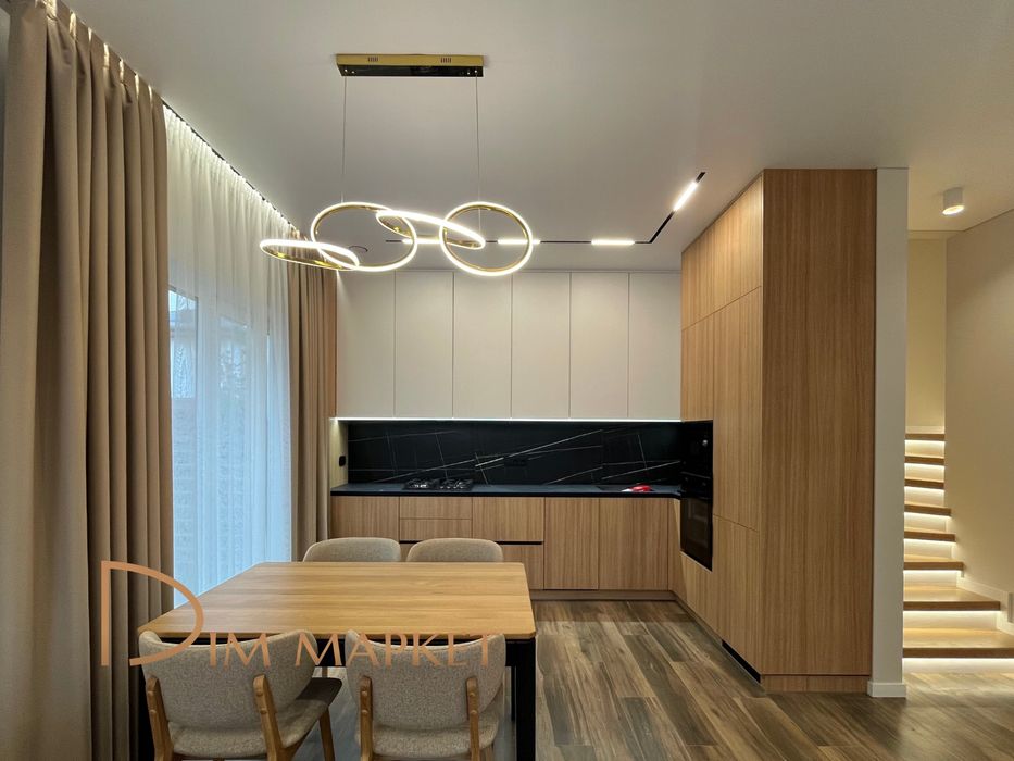 Квадробудинок з ремонтом|меблямиІтехнікою‼️свій заїзд