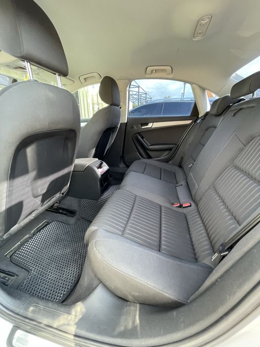 Audi a4 S-line 2009р 1.8 бензин