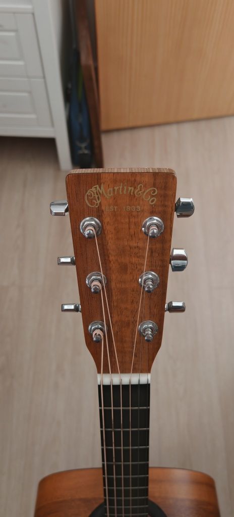 Guitarra Martin DXK2AE em perfeito estado