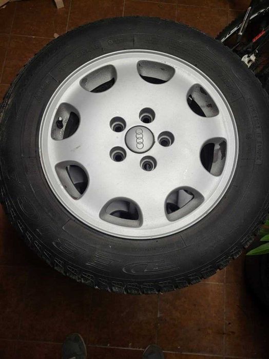 Felgi aluminiowe z oponami