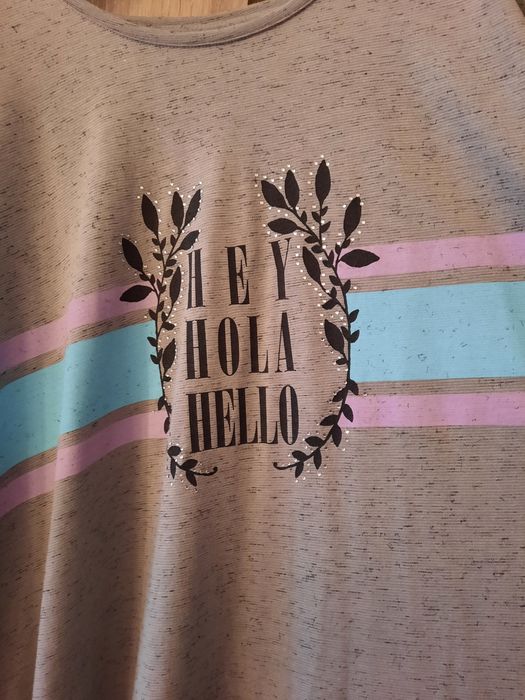 Rozm.58 szara tunika z napisem