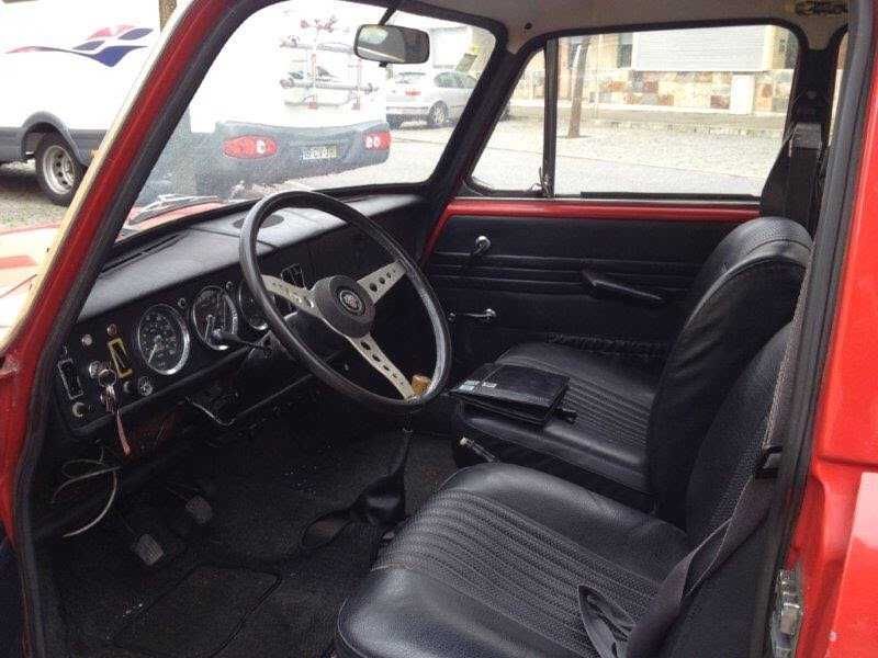 Austin 1300 GT - Um Clássico Britânico com Alma Desportiva