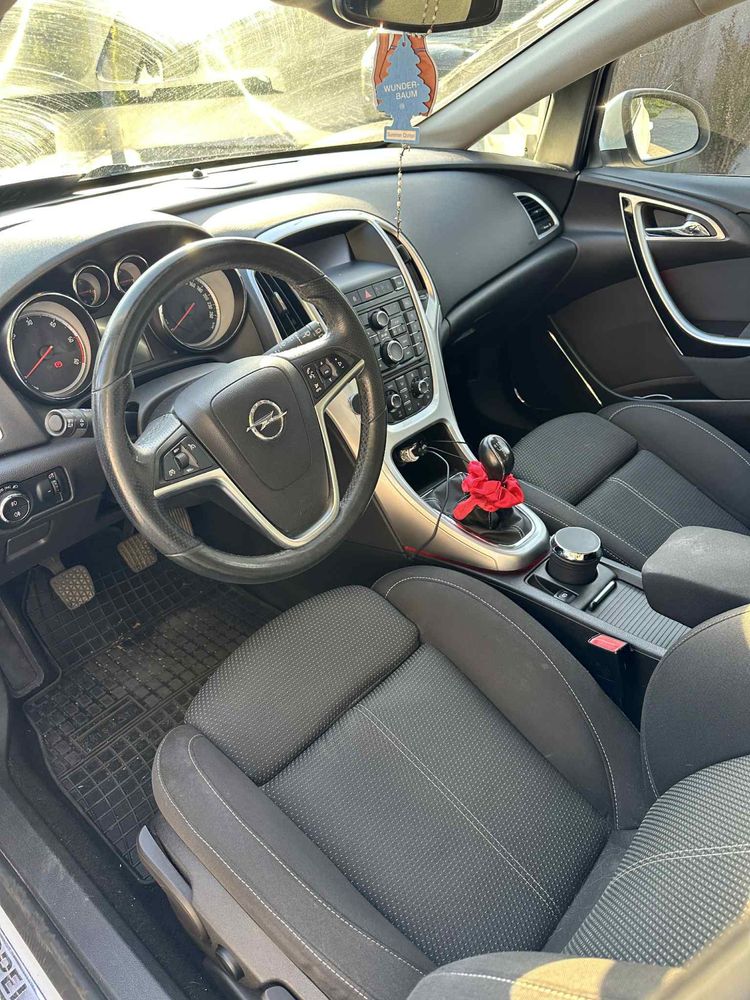Opel Astra J 2.0 CDTI 160KM Zadbana! Bez wkładu!