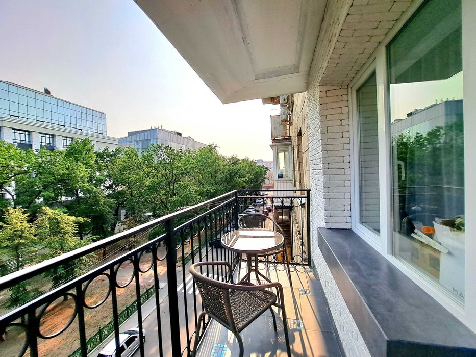 NEW Квартира біля ТРЦ Никольский, джакузі, SMART TV, центр, подобово