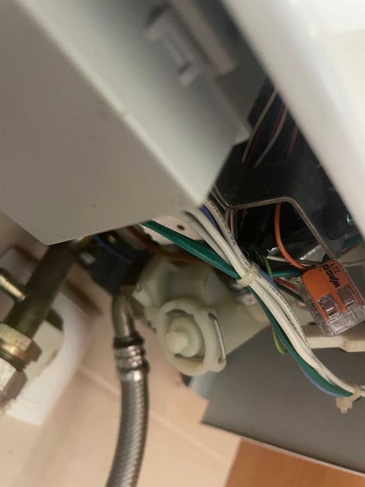 Esquentador com revisão feita ventilado Junkers