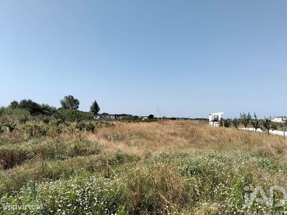 Terreno em Benfica do Ribatejo de 6720,00 m2