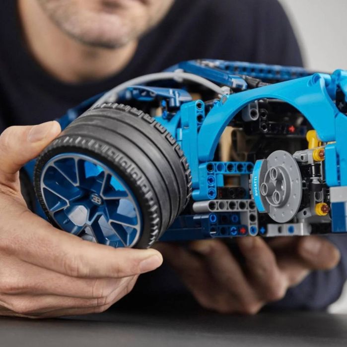 Конструктор Bugatti Chiron 42083