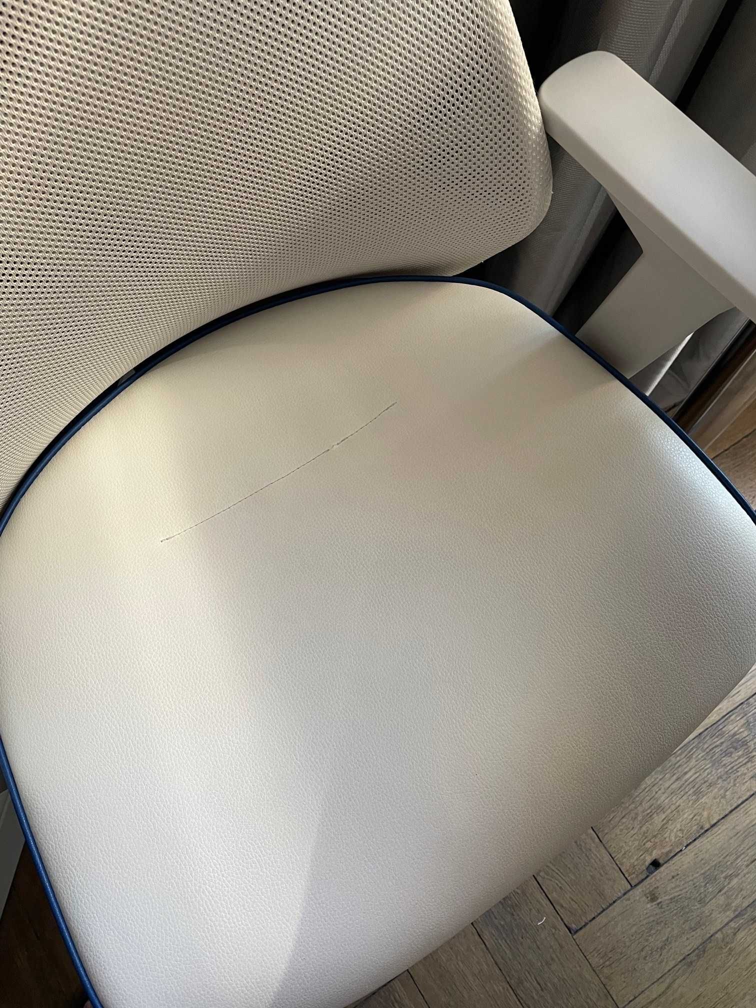Ikea Matchspel krzesło biurowe gamingowe białe