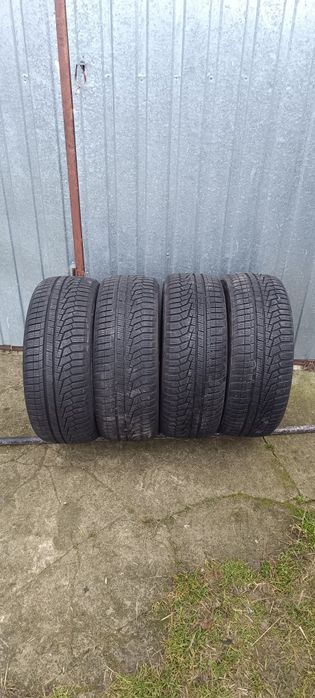 Opony zimowe Hankook 205/50r17