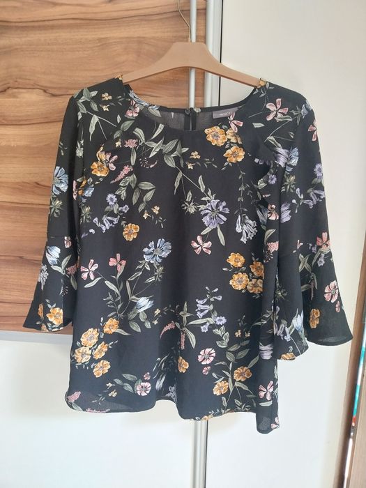 Urocza bluzka damska w kwiaty rozm.40  Yessica
