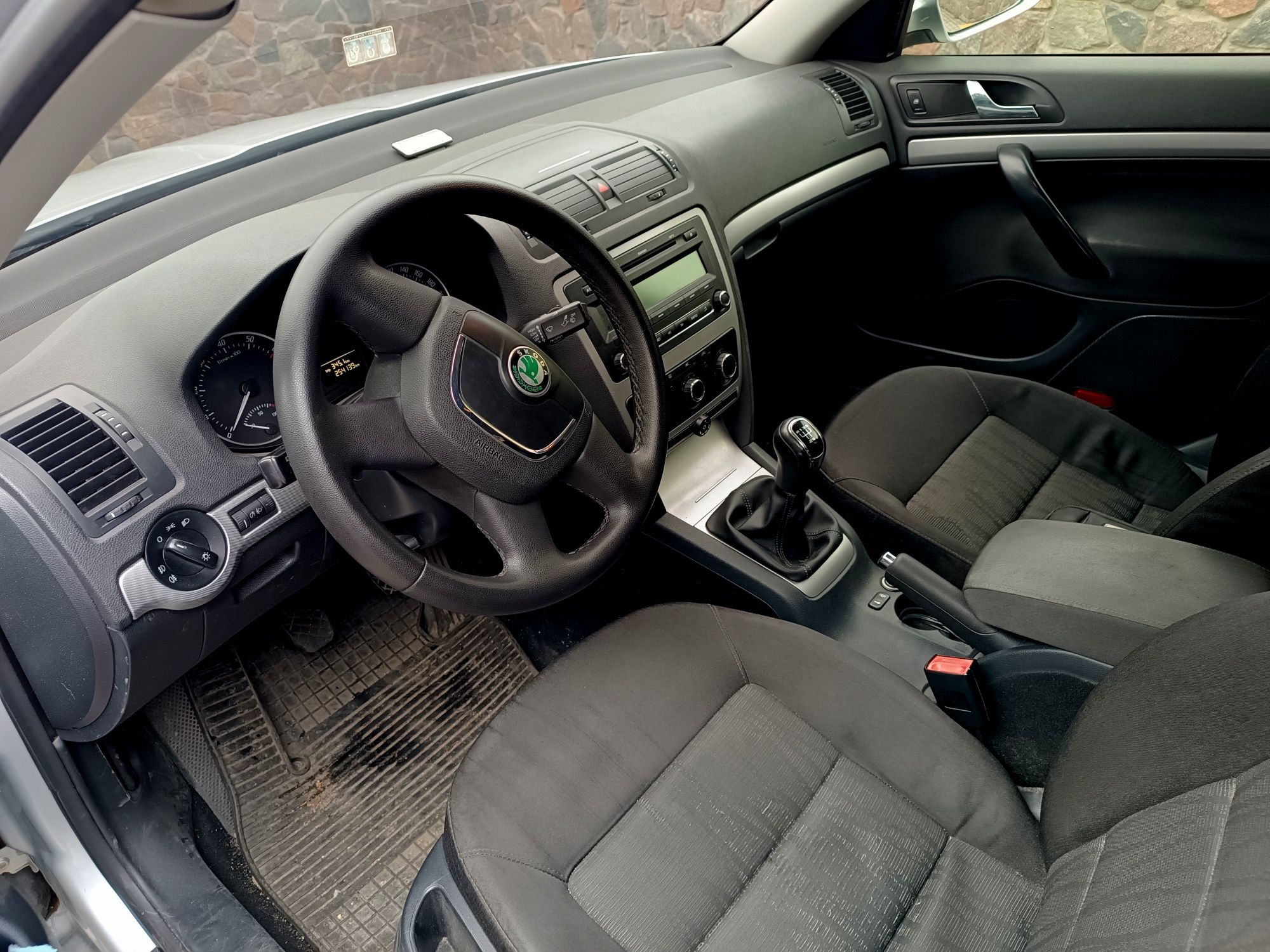 Продам Skoda Octavia A5 fl 1.6mpi Elegance