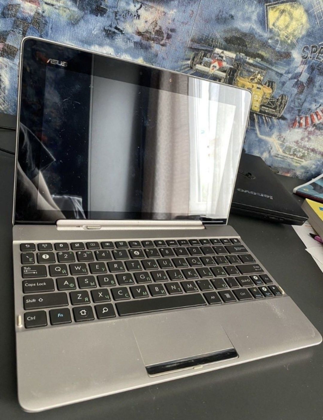 ASUS transformer pad TF300T