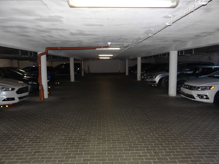 Wynajmę podziemne miejsce parkingowe Lublin ul.Słomkowskiego