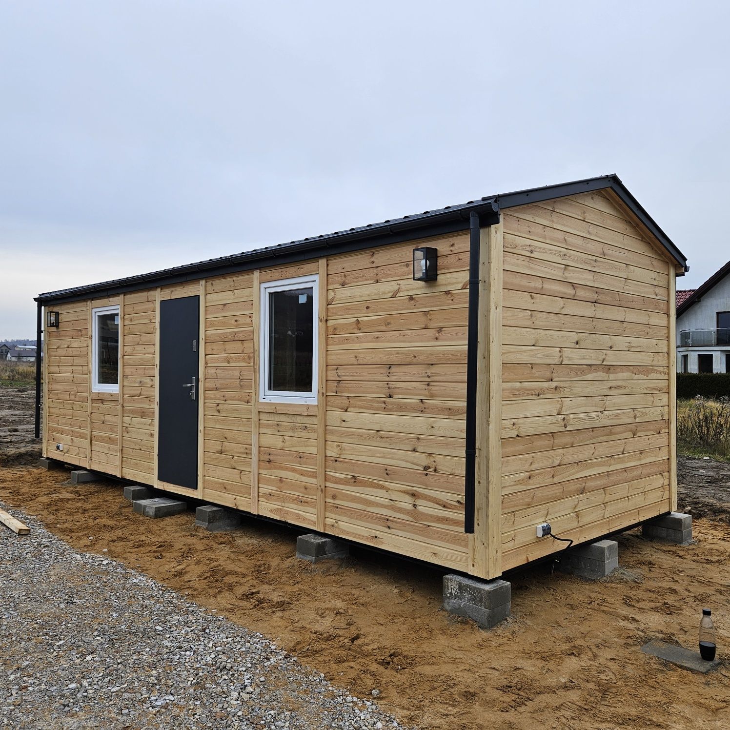 Domek holenderski drewniany