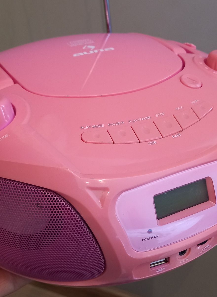 Różowy radiomagnetofon z CD i mikrofonem Auna,