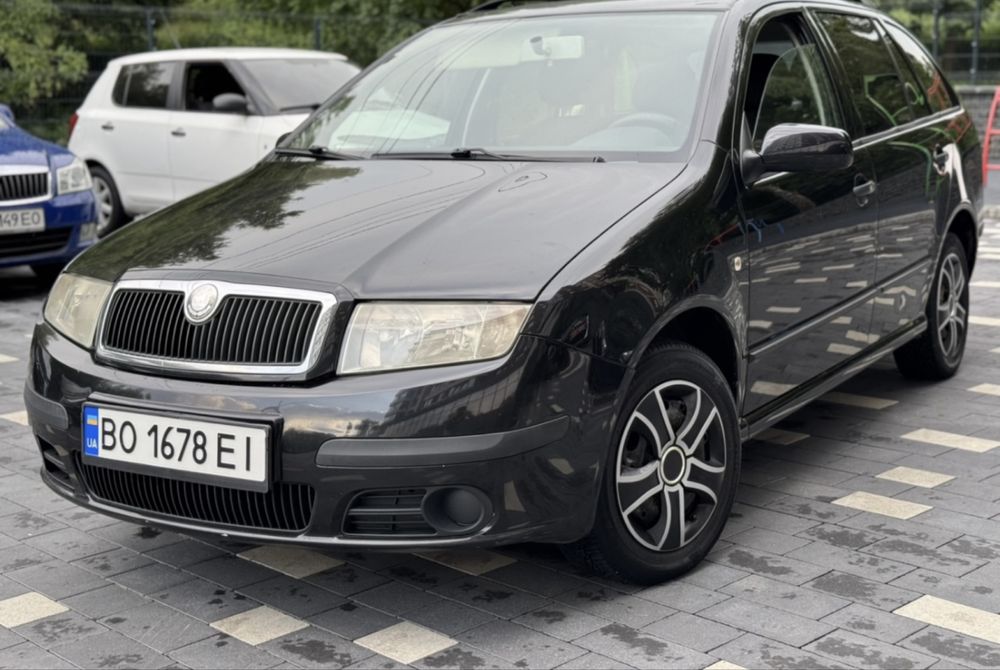 Шкода Фабія / Skoda Fabia 1.4 Газ / Бензин Універсал