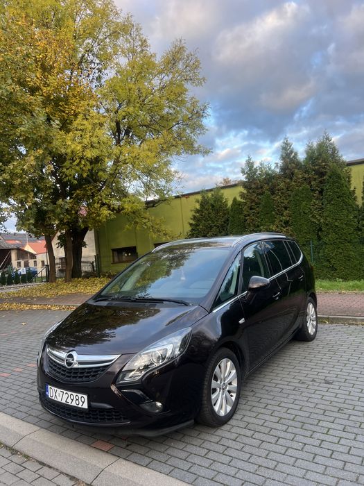 Opel Zafira  1.6 diesel,2013 rok ,Nawigacja ,Xenon,Hak